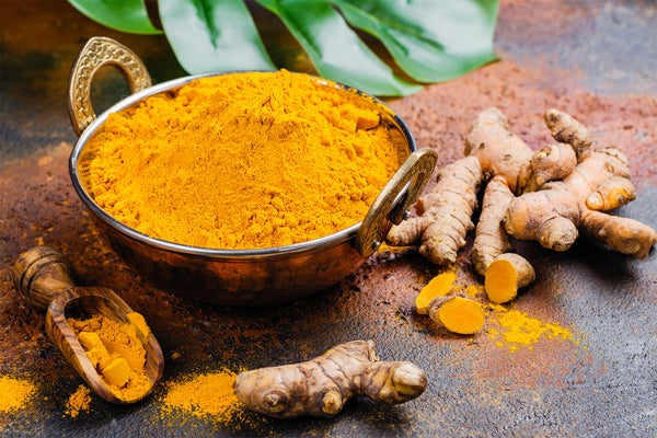 turmeric in powder and natural form
